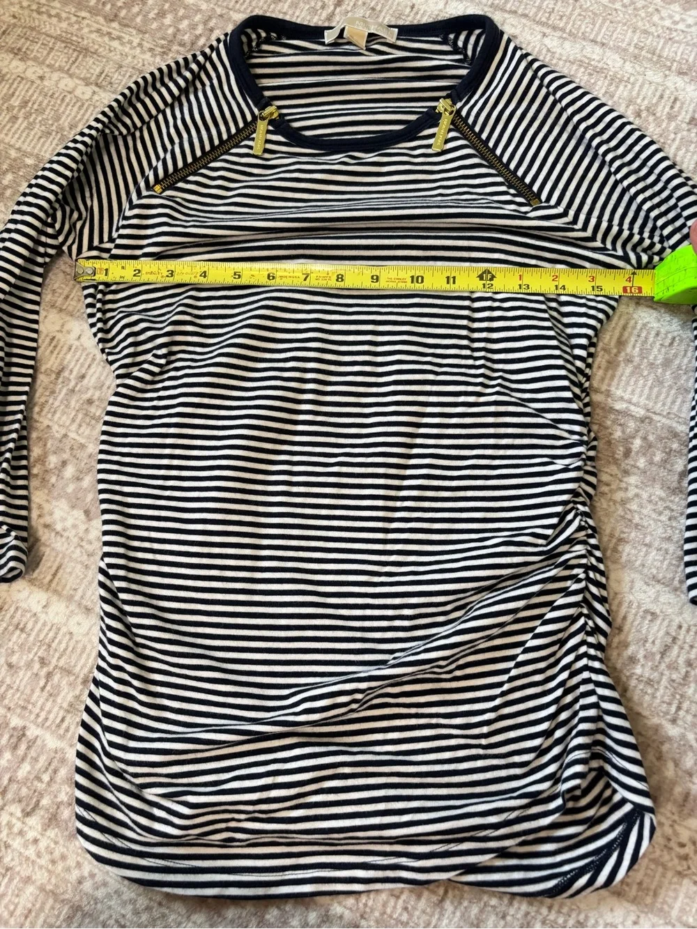Michael Kors Women’s Striped Long Sleeve With Gold Zipper Accents Size Small